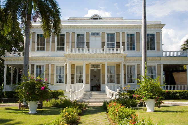 Devon House, located in Jamaica ’ s capital city of Kingston, has a ice cream shop famous for its Caribbean-flavors, including Blue Mountain Coffee, Dragon Stout, guava and soursop.